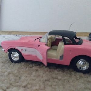 pink model car